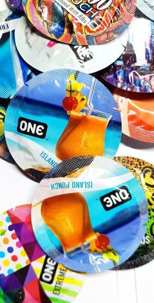 Презервативи ONE Island Punch (ароматизовані)(по 1 шт)(упаковка може відрізнятись кольором та малюнок 46711 фото